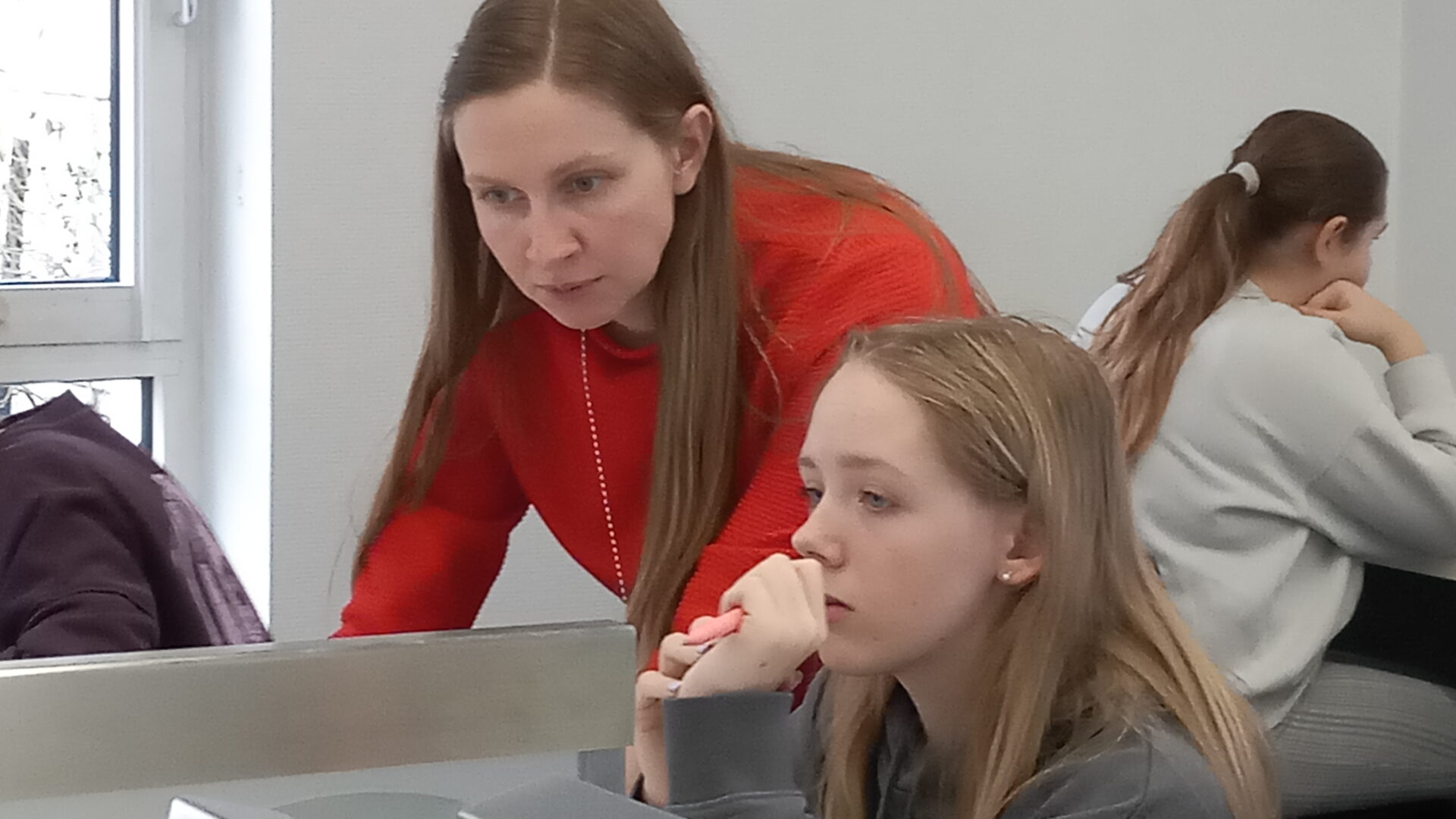 Neuntklasslerinnen auf beruflicher Entdeckungsreise im BIZ