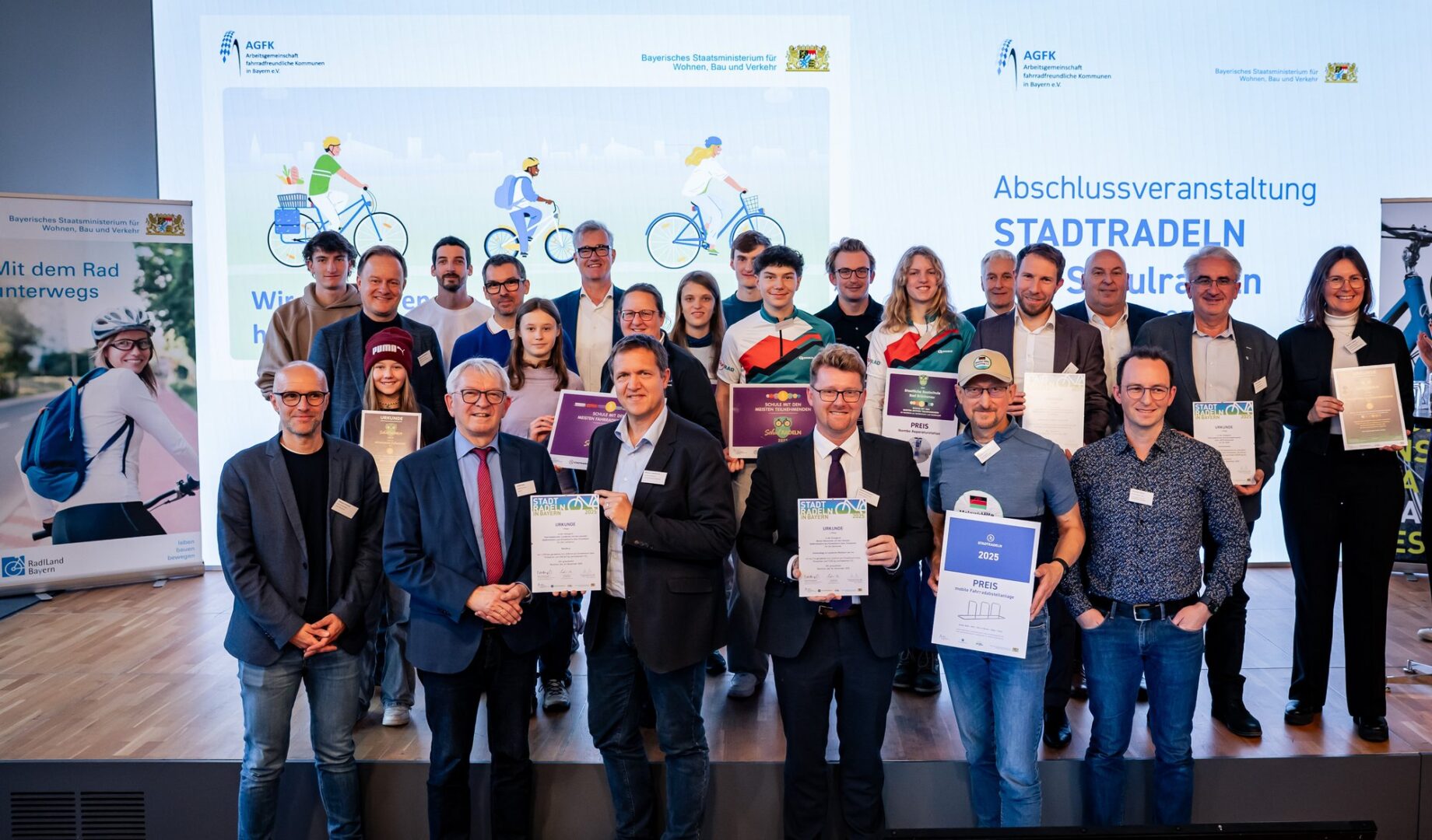 Ursulinen-Realschule radelt auf das Bayern-Podium