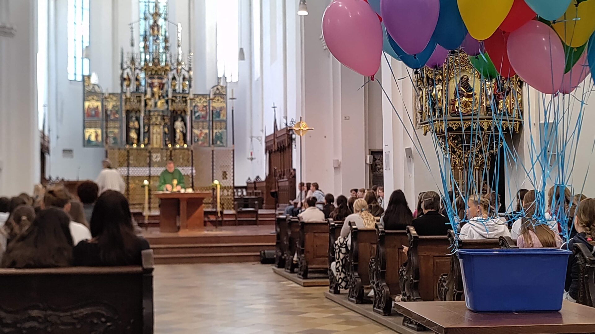 GottesdienstLuftballons (5)